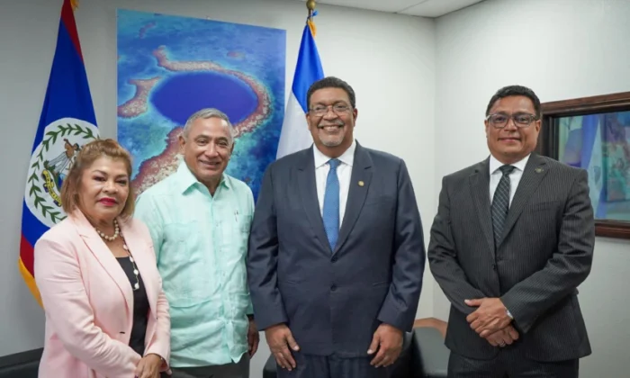 Reunión con el Primer Ministro de Belice fortalece relaciones bilaterales