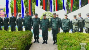 Colocación de ofrenda floral ante el Mausoleo del “Héroe Nacional, Comandante Carlos Fonseca Amador”
