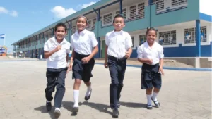 QUE VIVAN L@S ESTUDIANTES JARDÍN DE NUESTRA ALEGRÍA !