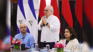 Exposición del doctor Gustavo Porras a Comunicadores y Periodistas durante el Proceso de Consulta a Reformas Constitucionales