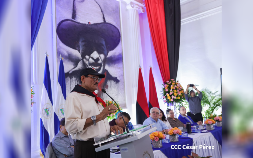 MUERTE AL SOMOCISMO