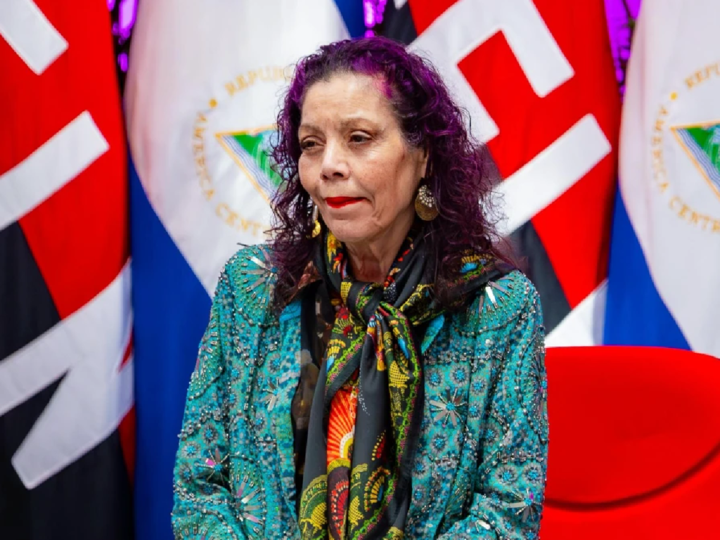 Compañera Rosario Murillo en Multinoticias
