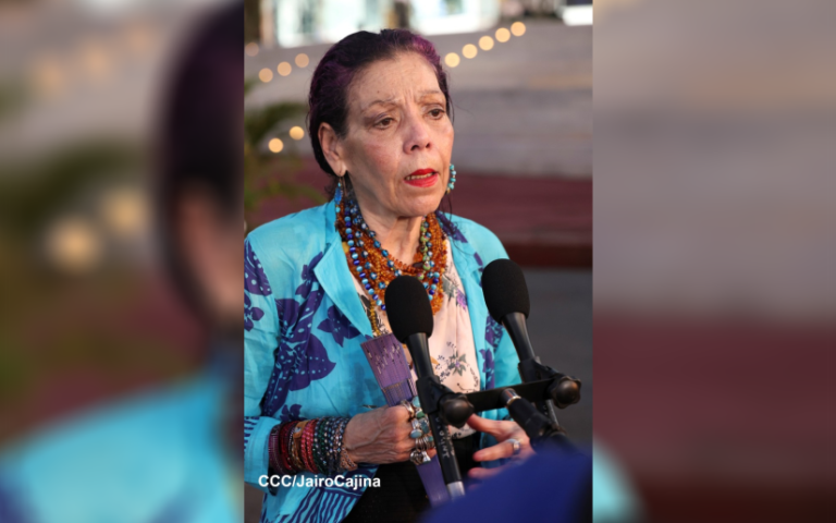 Compañera Rosario Murillo en Multinoticias