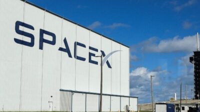 Dos días de caída cuestan caro a SpaceX