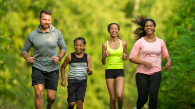 Una sencilla actividad en familia podría mejorar significativamente la salud