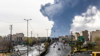Bombardeos de EE.UU. en Irán provocan decenas de muertos