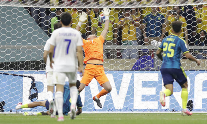 Colombia venció a Uzbekistán y sumó sus primeros tres en el Grupo K