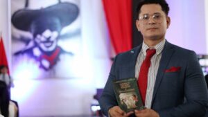 “América, Estirpe, Némesis y Antagonismo”, el nuevo libro de Magdiel Guevara