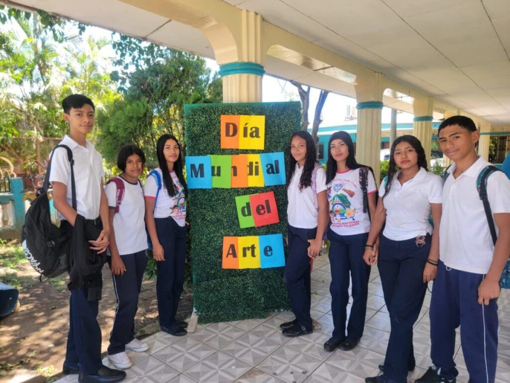 Abril