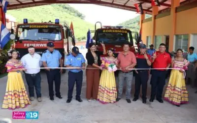 Familias de Mina La India reciben nueva estación de bomberos