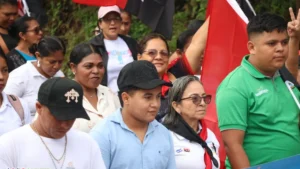 Militancia sandinista de Bonanza camina con paso firme por la paz y el progreso