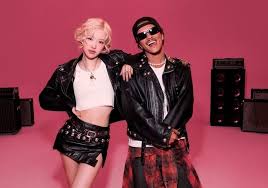 Apple Music corona a ‘APT’ de ROSÉ y Bruno Mars como la canción más escuchada de 2025