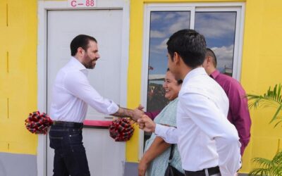 Familias reciben nuevas viviendas en la urbanización Nuevas Victorias