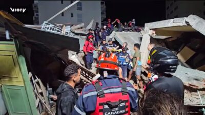 Rescate exitoso de una niña tras el colapso de un edificio
