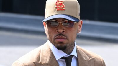 Chris Brown se declara culpable por altercado en Londres