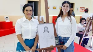 Arte y creatividad protagonizan la Expo «Colores de la Revolución»