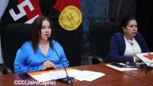 Docentes se actualizan con enfoque en seguridad escolar en jornada pedagógica