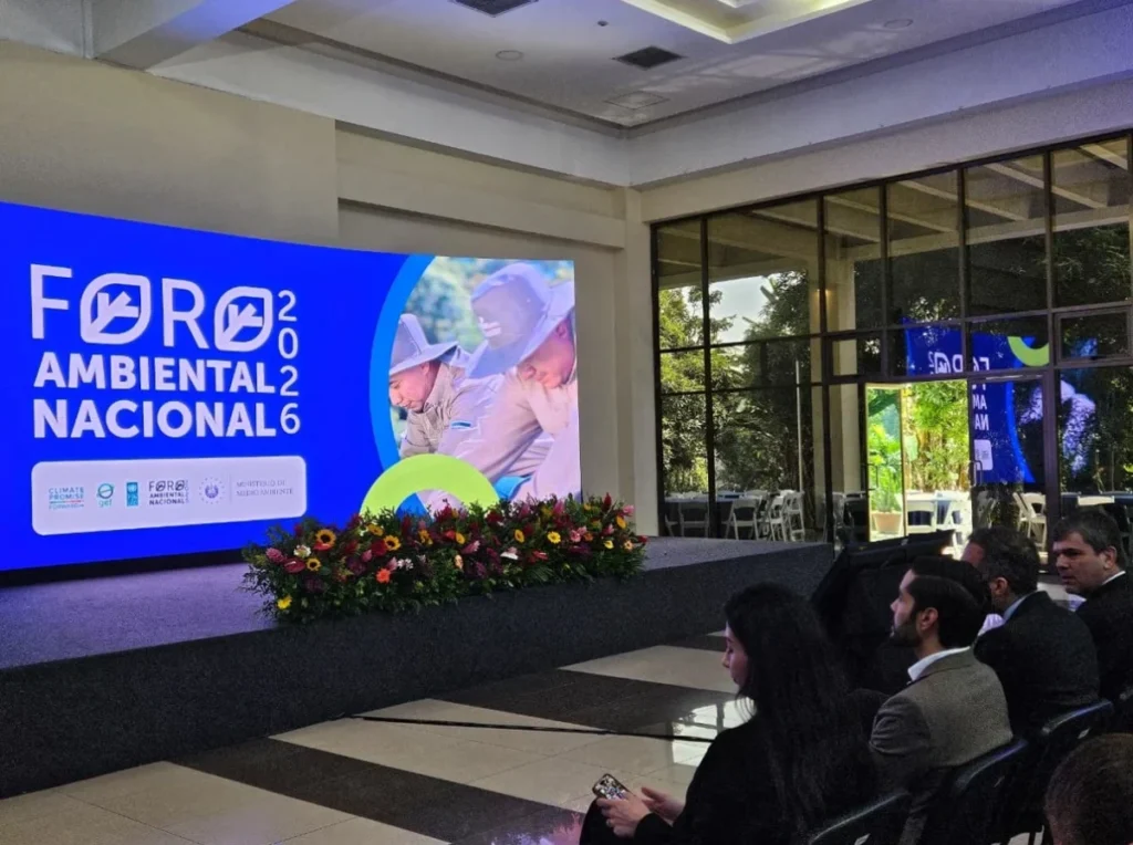 Participan en Foro Ambiental