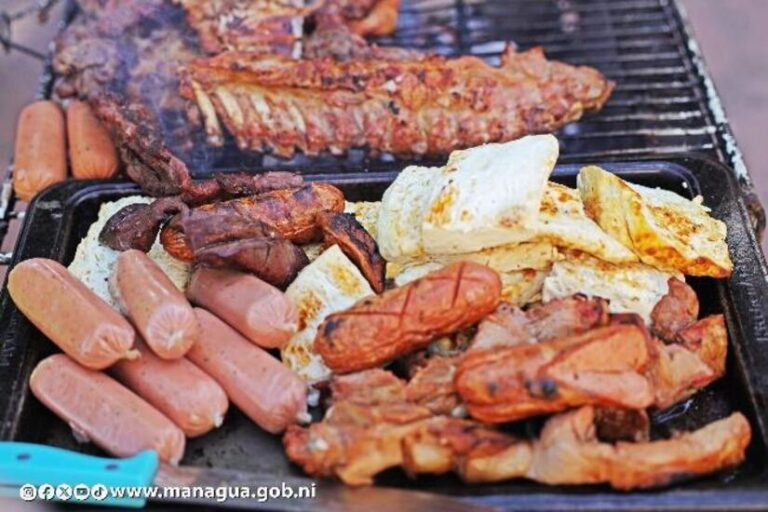 fritanga y gallo pinto