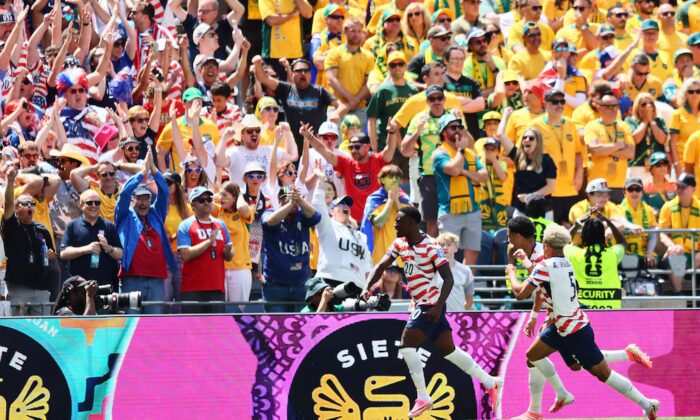 EE. UU. vence a Australia con un claro 2-0 en el Mundial