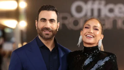 ¿Más que compañeros? Jennifer Lopez y Brett Goldstein tendrían una relación sin compromiso