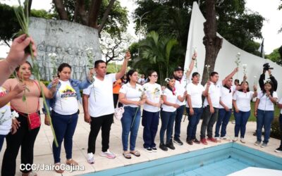 Homenaje a los héroes y mártires en el Día de los Fieles Difuntos
