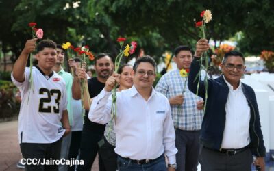 Juventud Sandinista y Servidores Públicos rinden homenaje a Carlos Fonseca en su 49 aniversario