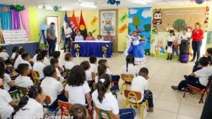 Acompañamiento de los padres impulsa el aprendizaje infantil