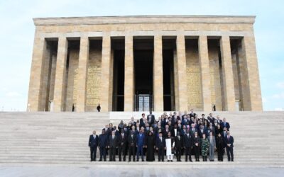 Embajadora Tatiana García participa en tributo a Mustafa Kemal Atatürk en Türkiye