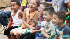 Niñez y Juventud del barrio Jorge Cassaly estrenan parque rehabilitado