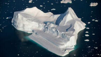 Groenlandia enfrenta riesgo de fractura de glaciares por el acelerado deshielo