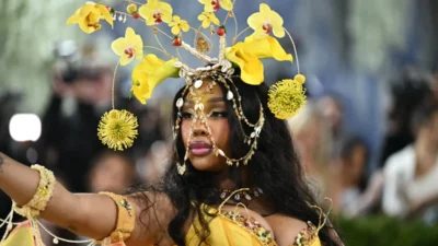 SZA critica el uso de IA en la música y lo llama “repugnante”