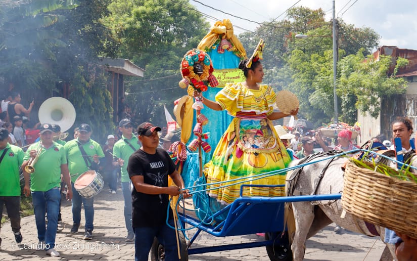 Monimbó vive el desfile del Toro Venado