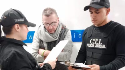 Acusado por el caso de una modelo colombiana da su versión