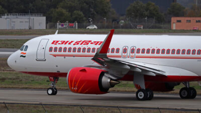 Un vuelo de Air India sufre fuertes turbulencias y deja 17 heridos