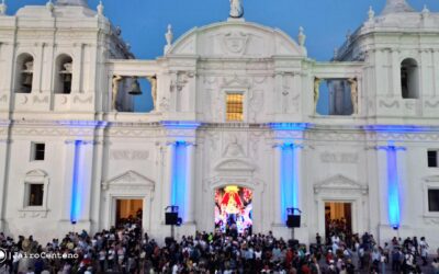 Leoneses celebran La Gritería Chiquita con devoción, cantos, gorras y otras tradiciones