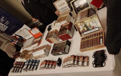 Tabaco nicaragüense sobresale en un evento realizado en Francia