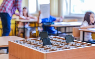 En este país latinoamericano ya no podrás sacar tu teléfono móvil en el salón de clases