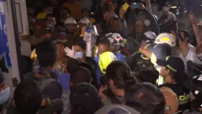 Daniela sobrevive tras 36 horas bajo escombros en Pereira, Colombia