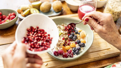 Comer sin horarios eleva el riesgo de sufrir depresión