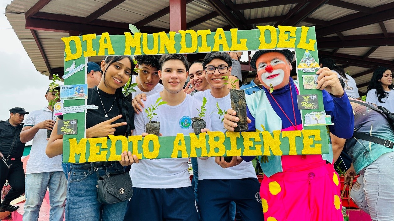 MARENA conmemoro el día del medioambiente