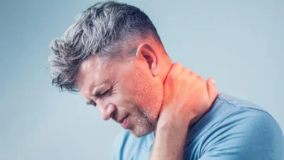 Cuello adolorido: recomendaciones para aliviar las molestias