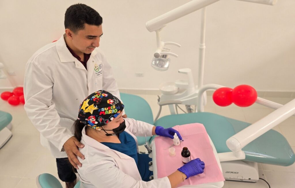 clínica  odontológica 