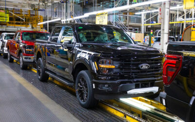 Ford «cambia de rumbo» ante una pérdida de miles de millones de dólares