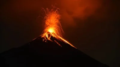 Alerta roja en Guatemala por intensa actividad del volcán de Fuego