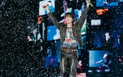 Jin de BTS lleva su primera gira en solitario a la gran pantalla