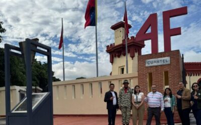 Compañeros de la Delegación de Nicaragua en Venezuela visitan Cuartel de la Montaña 4F en Combativa Parroquia 23 de Enero