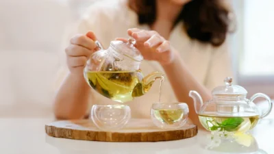Té verde: menos grasa y más protección para tu hígado