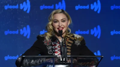 Madonna admite conflicto con Universal por su película