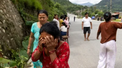 Nepal rescata a más de 10.400 personas tras devastadoras inundaciones